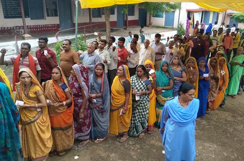 MP Panchayat Chunav : दूसरे चरण का मतदान शुरु, 5 लाख से अधिक मतदाता करेंगे मतदान, 284 पंचायतों में बनाए 961 पोलिंग बूथ