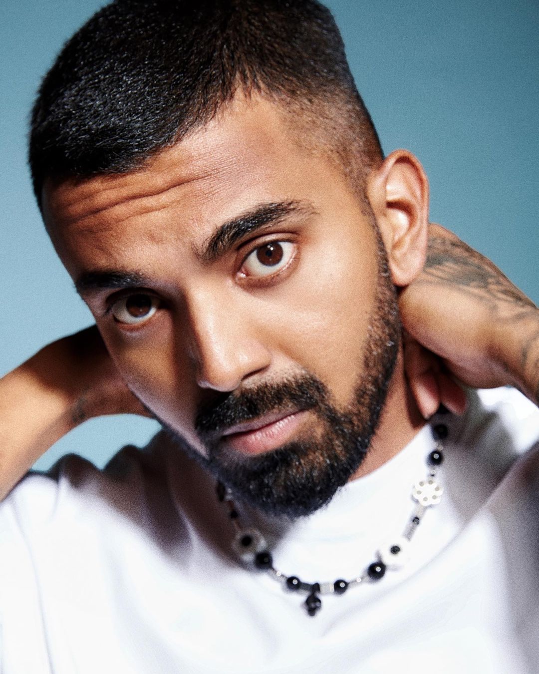 केएल राहुल आज के मैच में कुछ कमाल कर सकते है। भारतीय फैंस को उनसे काफी ज्यादा उम्मीदें है। आईपीएल में केएल राहुल ने शानदार प्रदर्शन किया था।