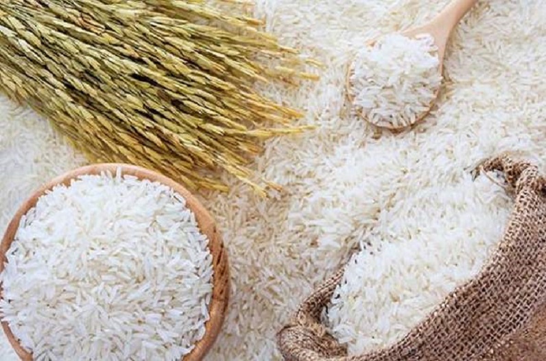 गेहूं के बाद अब चावल भी हुआ महंगा, करना पड़ रहा ज्यादा खर्च, जानें वजह