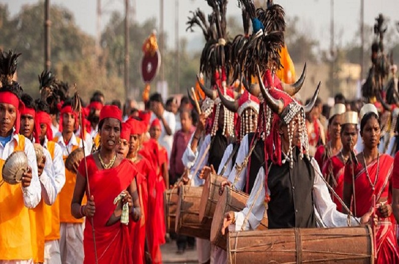 ‘विश्व आदिवासी दिवस’ आज, लोगों को दिया जाएगा नियुक्ति पत्र, वर्चुअली शामिल होंगे सीएम