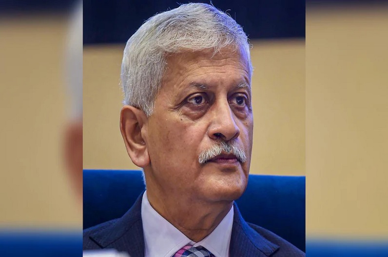 सुप्रीम कोर्ट के इतिहास में ललित युग का उदय, दादा, पिता से लेकर पुत्र तक सब वकालत में, जानिए परिवार के बारे में..