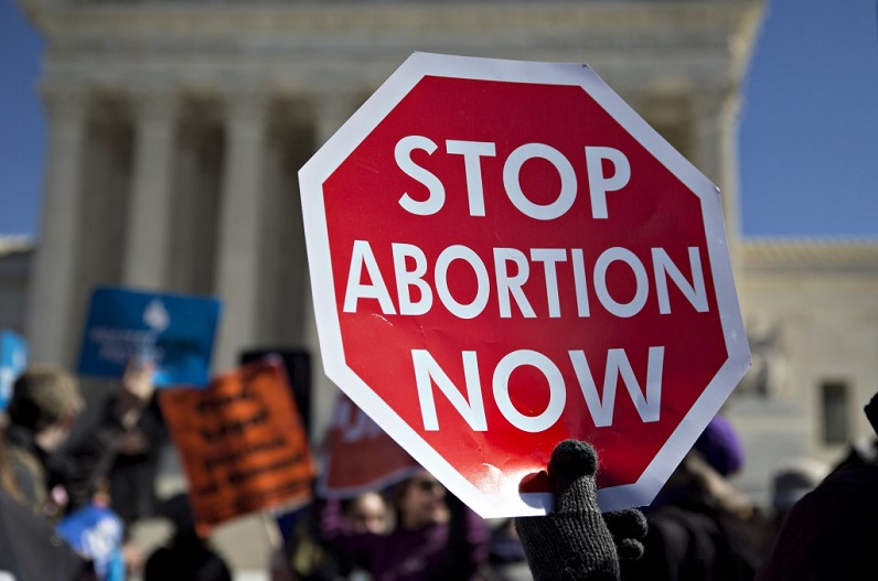 गर्भपात पर रोक लगाने वाला इस देश का पहला राज्य बना इंडियाना, जाने कब से लागू होगा प्रतिबंध