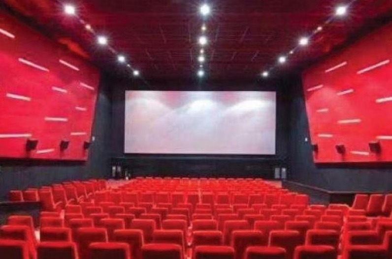 30 साल बाद कश्मीर में खुला सिनेमा घर, जानें इस ऐतिहासिक दिन में दिखाई जाएंगी कौन सी फिल्में