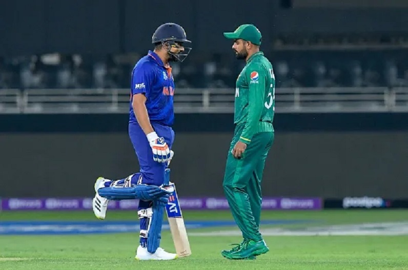 Asia Cup 2022 Ind vs Pak : पाकिस्तान की टीम पर दोहरी मार, हार के बाद अब ICC ने की ये बड़ी कार्रवाई