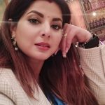 एक्ट्रेस स्मृति सिन्हा ने भोजपुरी में अपने करियर की शुरुआत 'रंगीला बाबू' से की थी.