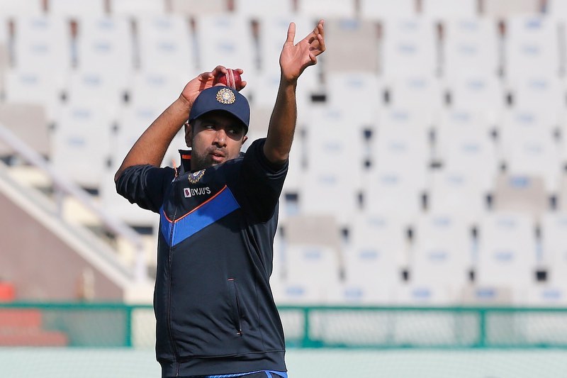 अश्विन सबसे तेज 100 टेस्ट विकेट लेने वाले भारतीयों की फेहरिस्त में पहला स्थान पर हैं। उन्होंने 18वें टेस्ट मैच 100 विकेट पूरे किए थे। अश्विन से पहले यह रिकॉर्ड इरापल्ली प्रसन्ना के नाम था, जिन्होंने 20 टेस्ट मैच में यह कारनामा किया था।