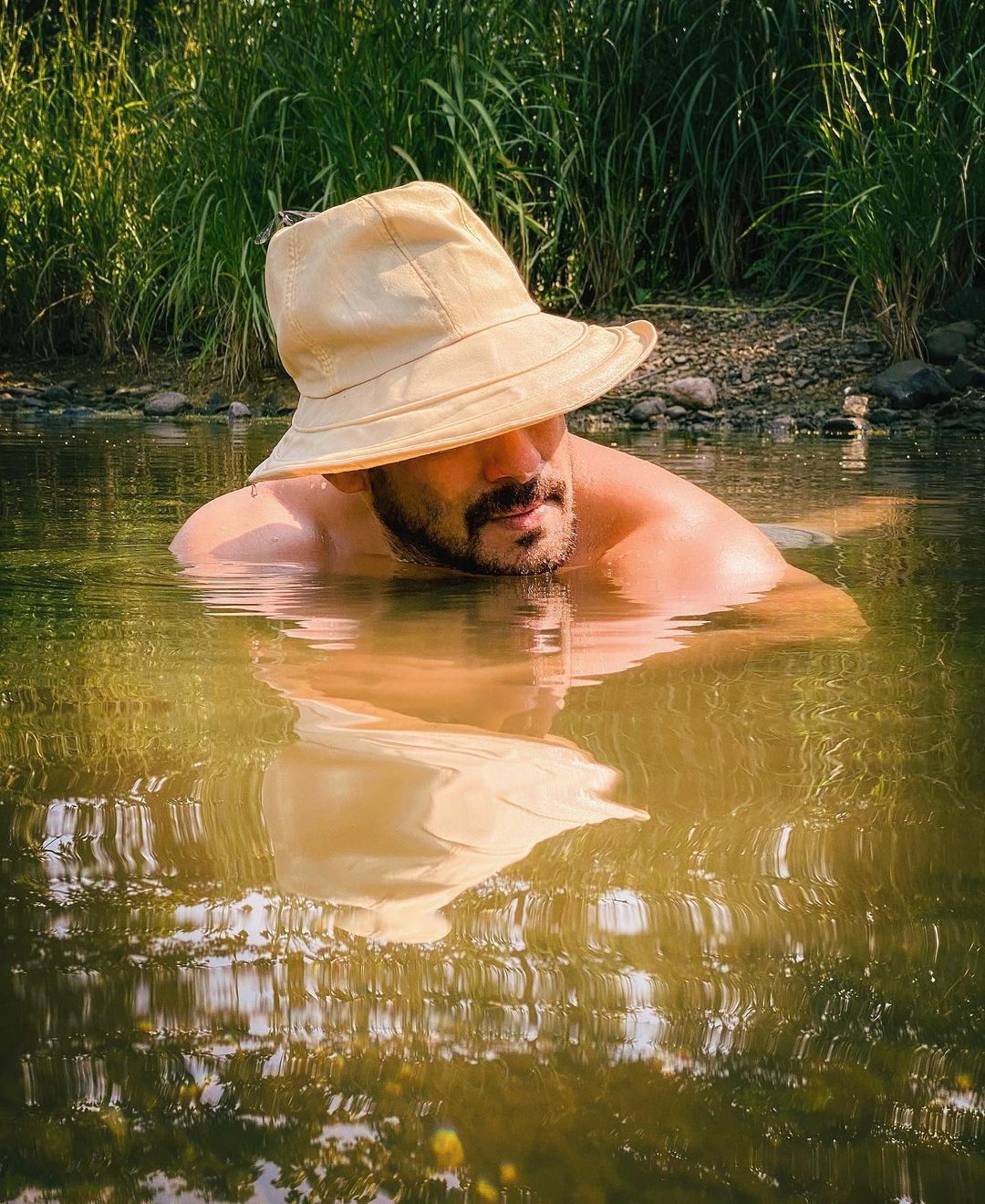 इस फिल्म में सलमान खान के अलावा तेलुगु सुपरस्टार विक्टरी वेंकटेश भी नजर आएंगे। Kisi Ka Bhai, Kisi Ki Jaan इसी साल 30 दिसंबर को रिलीज होगी।