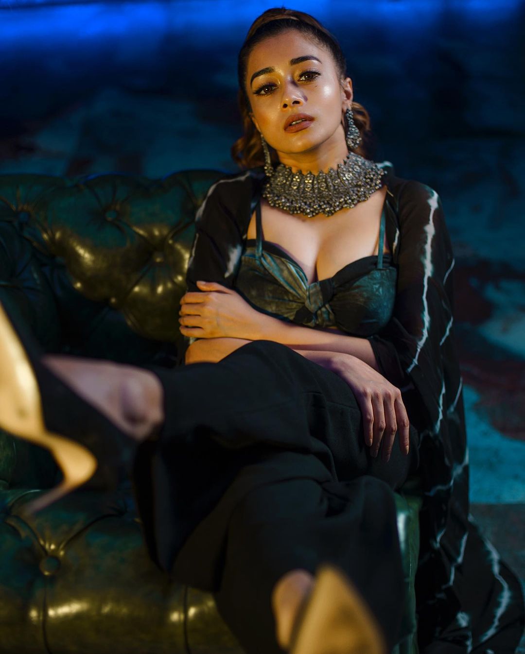 टीना की तस्वीरें फैंस को बहुत पसंद आ रही हैं। यही वजह है कि उनकी ये फोटोज इंटरनेट पर ताबड़तोड़ वायरल हो रही हैं।