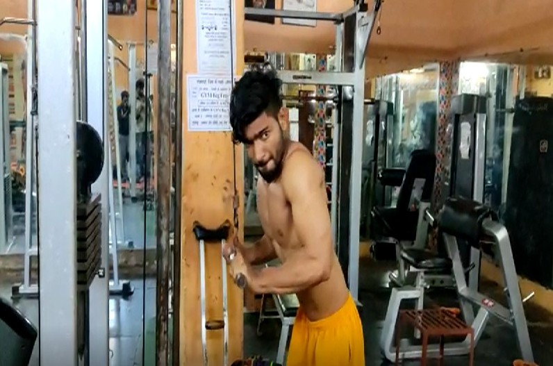 विकलांग हो कर भी जीता मिस्टर छत्तीसगढ़ का खिताब, रोशन किया प्रदेश का नाम… जानें कौन है ये बॉडी बिल्डिंग विजेता