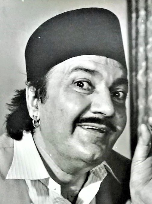 । महबूब खान प्रेम साहब के विलेन वाले अंदाज को देखकर खूब इंप्रेस हुए फिरउन्हें इसी दिशा में आगे बढ़ने को कहा। इसके बाद चोपड़ा साहब ने कभी पीछे मुड़कर नहीं देखा और 400 से ज्यादा फिल्मों में काम किया।