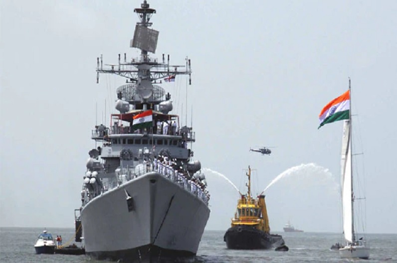 गुलामी के बोझ से उतरा भारतीय नौसेना का झंडा, पीएम मोदी ने रिलीज किया नया झंडा