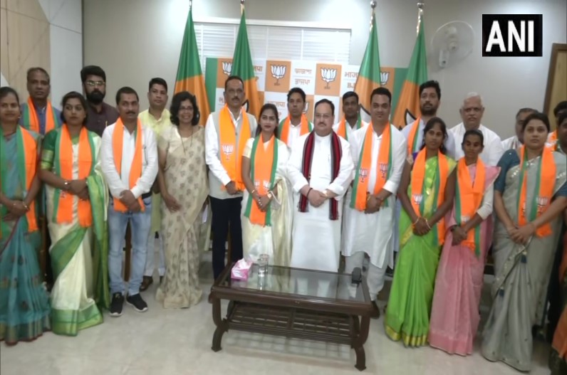 नीतीश कुमार को झटका, बीजेपी में शामिल हुए कई नेता, राष्ट्रीय अध्यक्ष जेपी नड्डा ने दिलाई सदस्यता