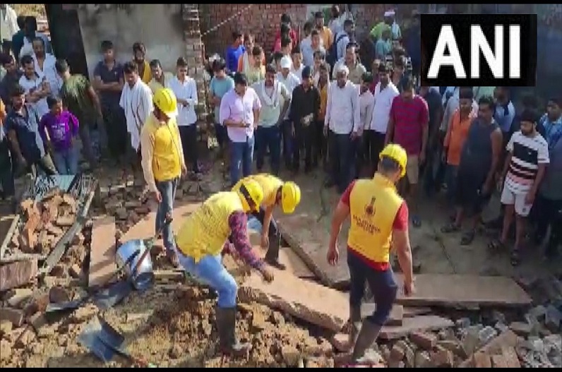 4 children died due to demolition of a dilapidated house in Dholpur district
