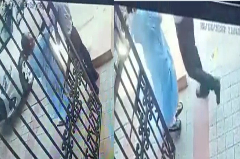 एक और थप्पड़कांड! नोएडा में प्रोफेसर महिला ने गार्ड को इस वजह से मारा चाटा