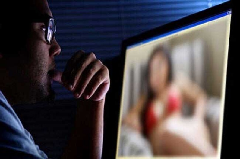 MLA sex video call