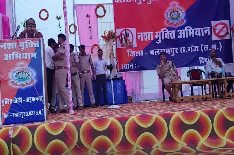 मंत्री प्रेमसाय टेकाम का वीडियो वायरल, बोले- ‘बैर बढ़ाते मस्जिद-मन्दिर मेल कराती मधुशाला’