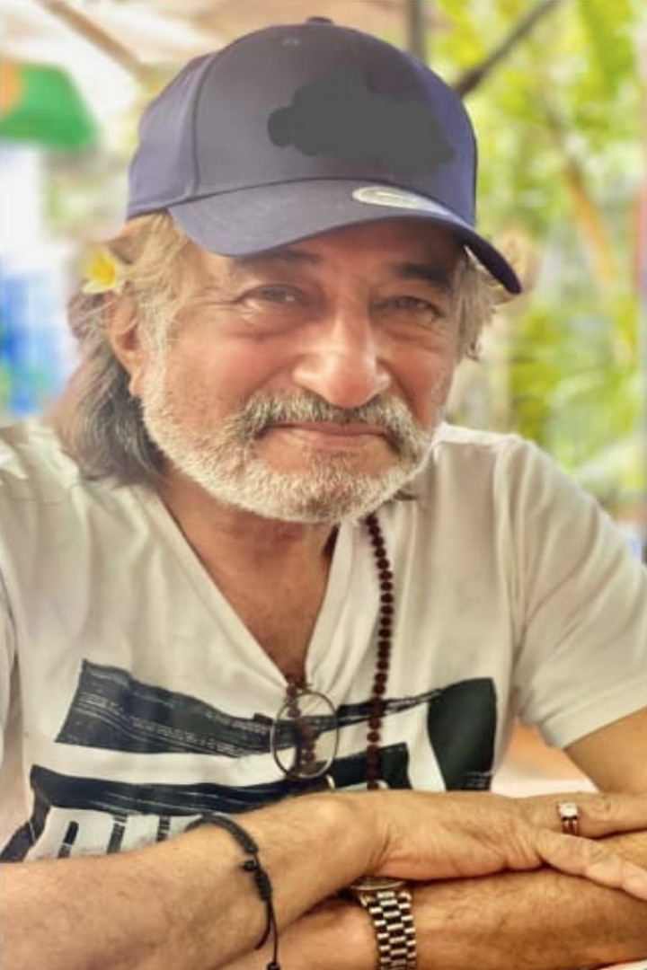 बॉलीवुड एक्टर शक्ति कपूर आज मना  रहे हैं अपना 70 वां जन्मदिन, इस मौके पर एक नज़र डालते है उनके जीवन के सफर में