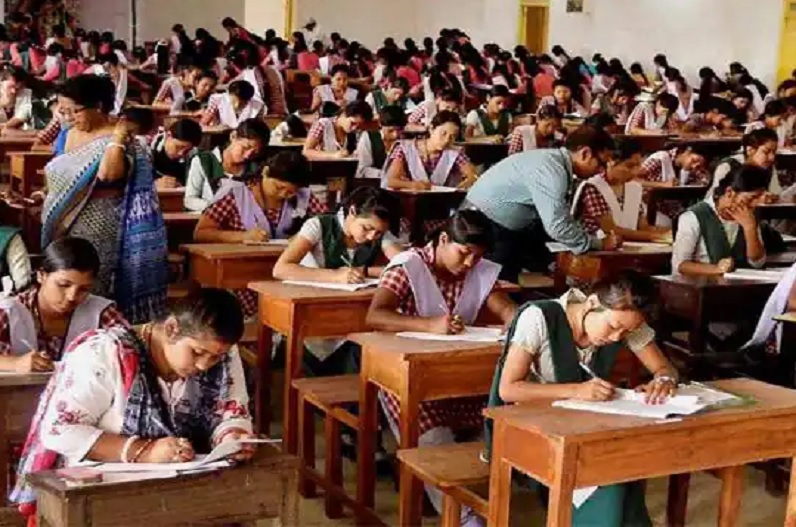 अचानक इस यूनिवर्सिटी के हजारों लड़के-लड़कियां बन गए ‘ट्रांसजेंडर‘! विश्वविद्यालय की भी उड़े होश