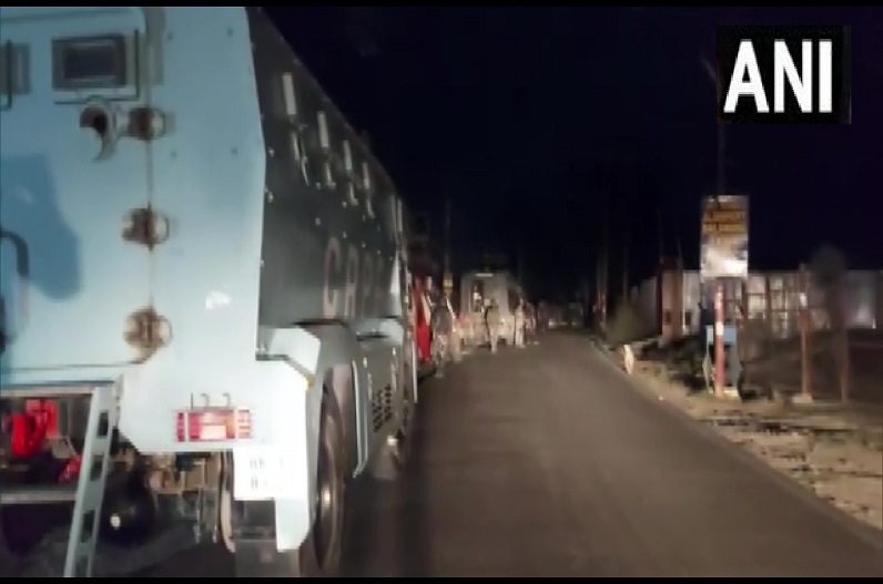 Srinagar Encounter: श्रीनगर में मुठभेड़, मजदूर पर हमला करने वाले 2 आतंकियों को जवानों ने किया ढेर