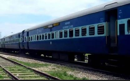 These 8 special superfast express trains will run on Holi festival