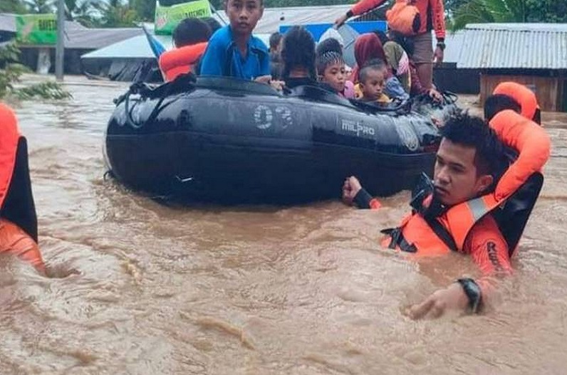 Nalgae तूफान ने Philippines में मचाया कहर, 47 लोगों की मौत की मौत...