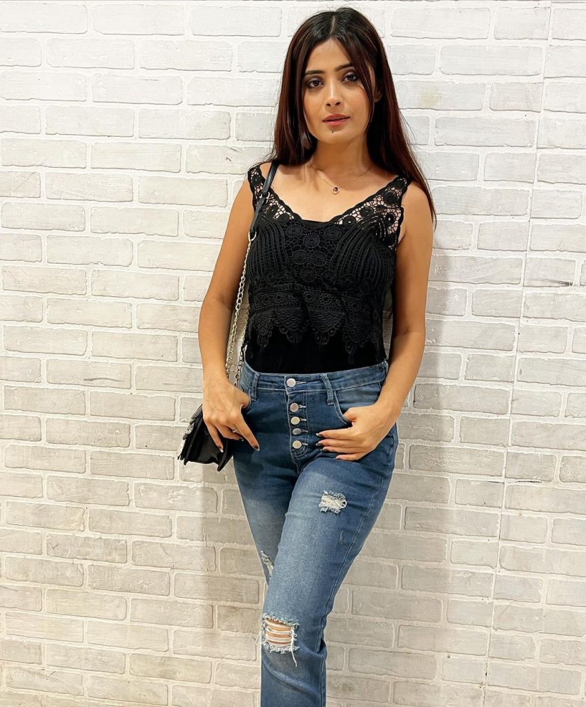 Vaishali Thakkar Sucide
