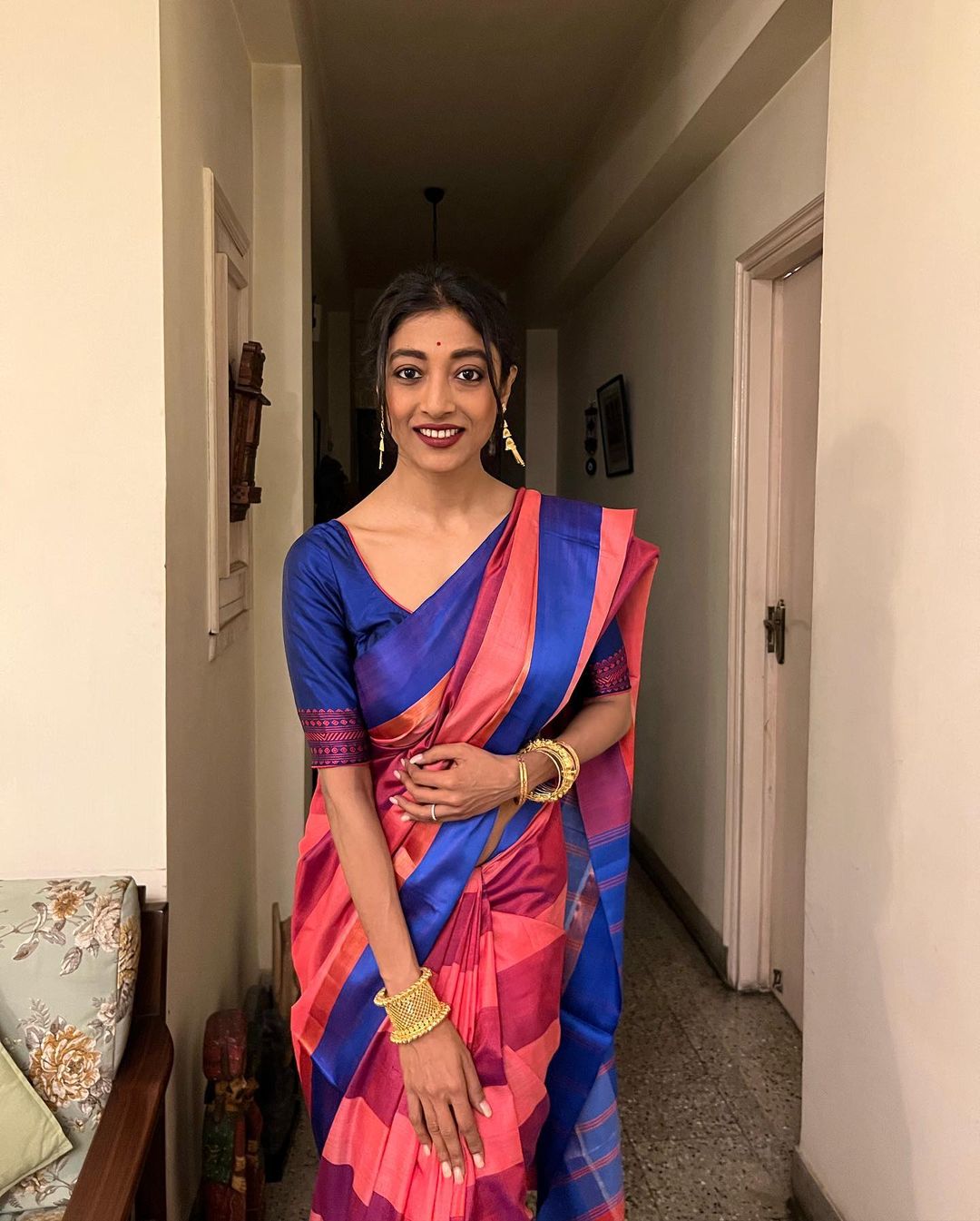 उन्होंने अपने करियर की शुरुआत बंगाली टीवी सीरियल से की थी। उन्होंने लंबे समय तक छोटे पर्दे के लिए काम किया। पाओली डैम की पहली फिल्म अग्नि परीक्षा थी।