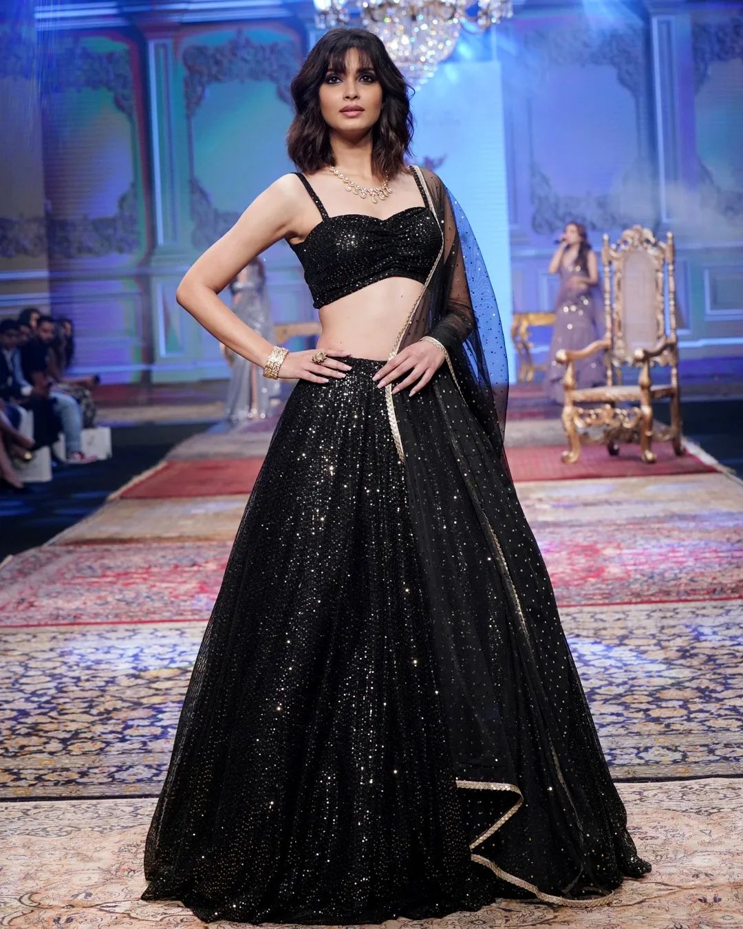 बता दें कि डायना पेंटी लंबे वक्त से बॉलीवुड फिल्मों से दूर हैं लेकिन वह सोशल मीडिया पर काफी एक्टिव रहती हैं। इसके साथ ही वह बॉलीवुड की पार्टी, इवेंट के साथ ही साथ फैंशन शो में रैम्प वॉक अपने चाहने वालों को दिल लूट लिया करती हैं।