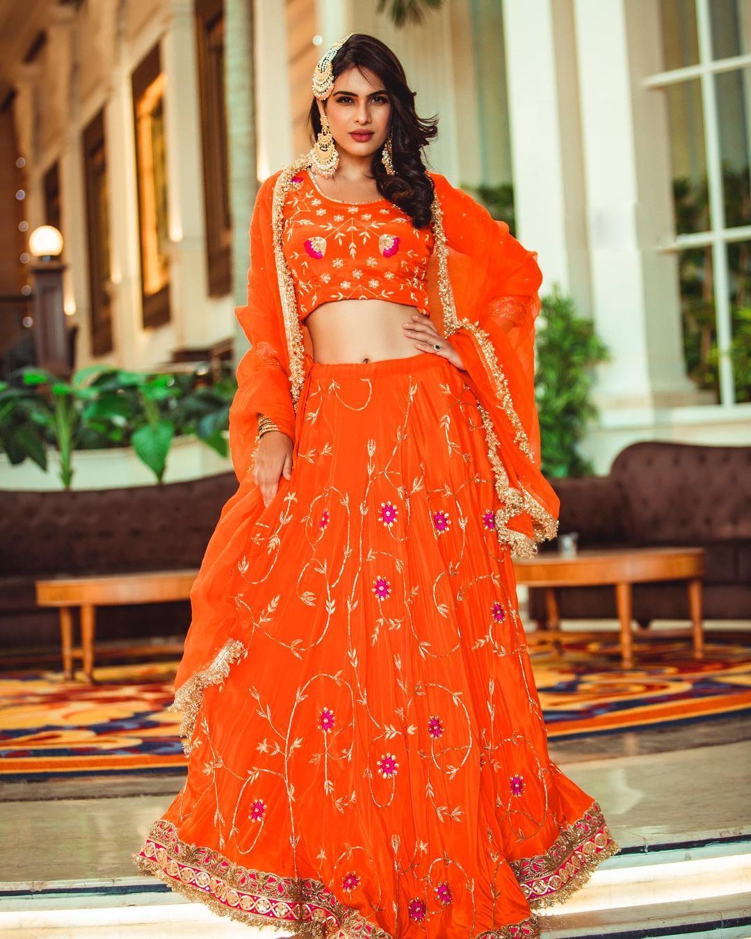 वहीं हाल ही में उन्होंने अपने इंस्टाग्राम अकाउंट पर कुछ तस्वीरें शेयर की हैं. इन तस्वीरों में अभिनेत्री बेहद सुंदर दिख रही हैं.