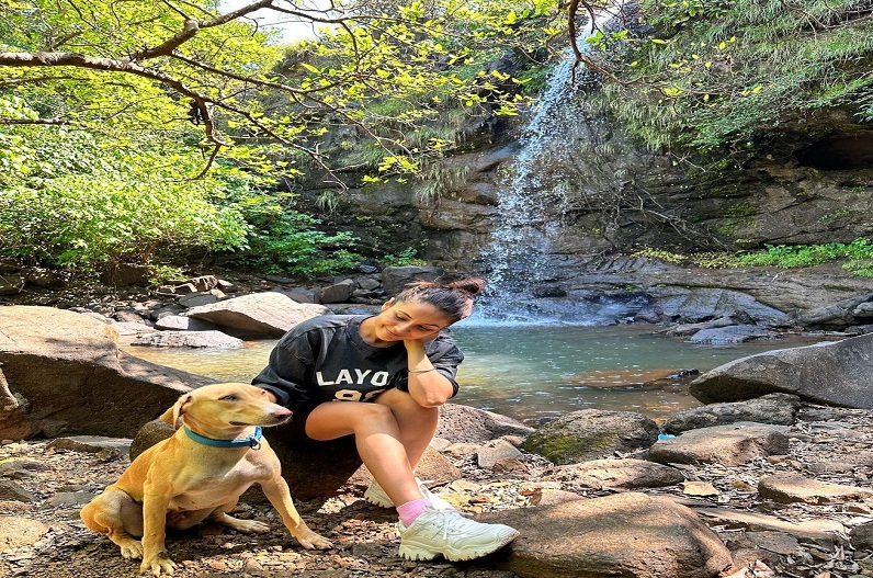 पहाड़ो पर ऐसे कपड़े पहन शहनाज गिल ने करवाया फोटोशूट, खूबसूरती देख नजरें नहीं हटा पाएंगे फैंस