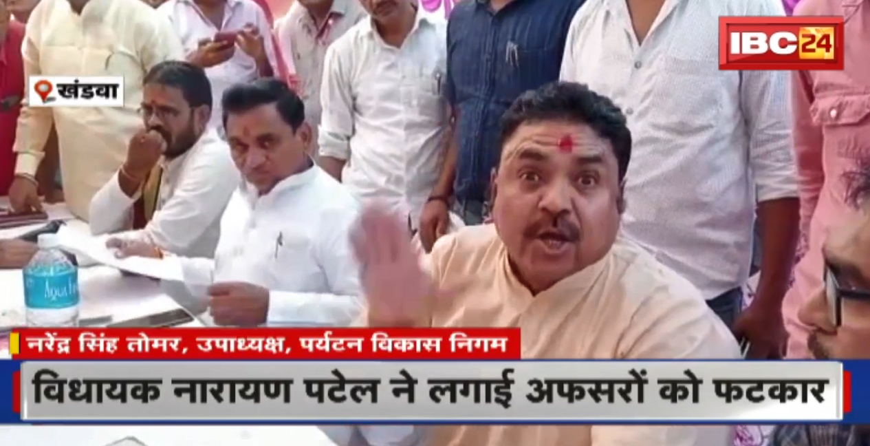 विधवा महिला के घर पर शराब माफिया ने किया कब्जा