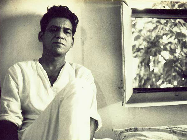 सारी दुनिया उन्हें ओम पुरी के नाम से जानती है। उन्होंने अपने पूरे करियर में ज्यादातर कंटेट बेस्ड फिल्में ही की है। वो अपने छोटे से रोल के बूते फिल्म के लीड हीरो पर भारी पड़ जाते थे।