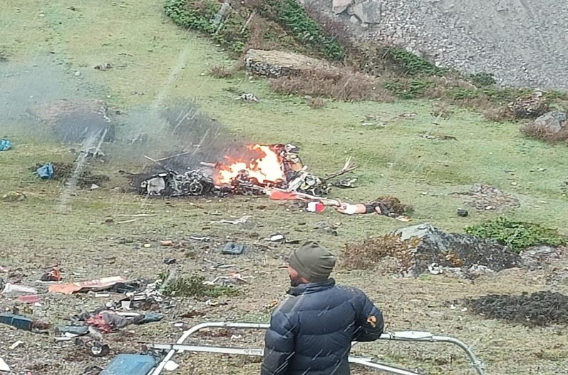 उत्तराखंड हादसे में पायलट सहित 7 की मौत, राष्ट्रपति मुर्मू, पीएम मोदी और पुष्कर सिंह धामी ने जताया शोक