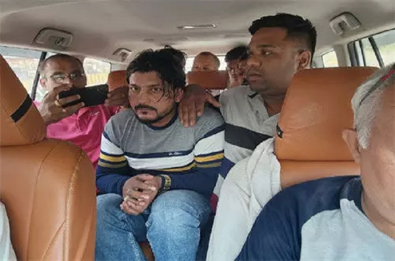 अमलेश्वर व्यवसायी हत्याकांड मामले में पुलिस को मिली बड़ी सफलता, 4 आरोपियों को बनारस के किया गिरफ्तार