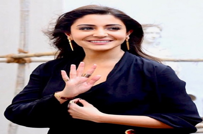 विराट की पारी पर पत्नी अनुष्का का इमोशनल पोस्ट, कहा- मेरी जिंदगी का बेस्ट मैच