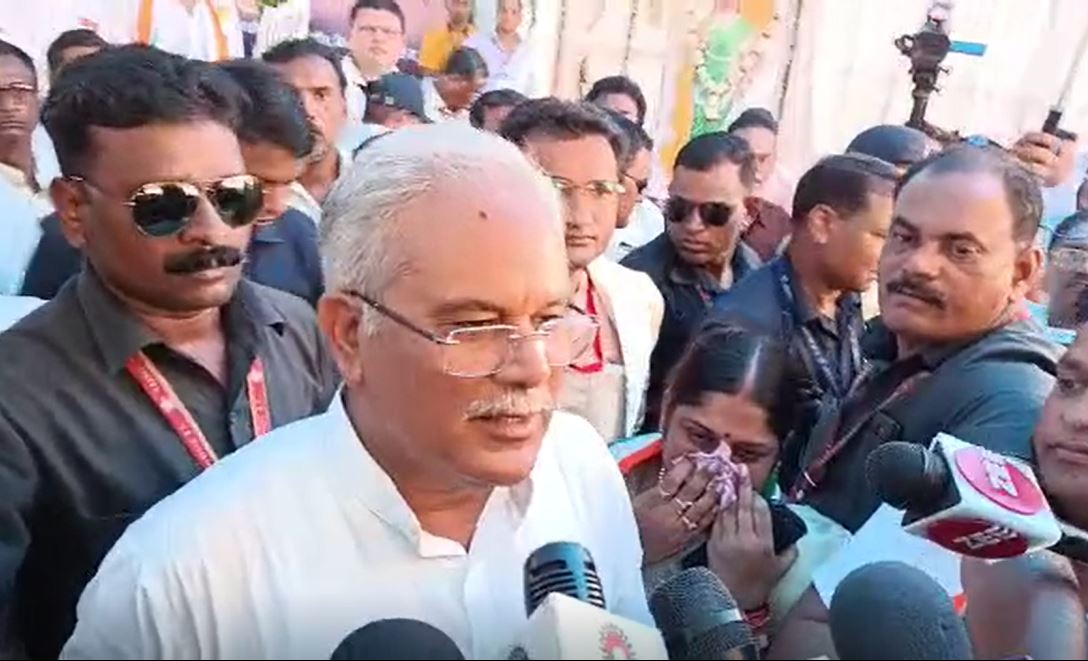 Survey: देश में नंबर वन बने सीएम भूपेश बघेल, लोगों में सबसे कम नाराजगी, जानें छत्तीसगढ़ में एंटी इनकंबेंसी