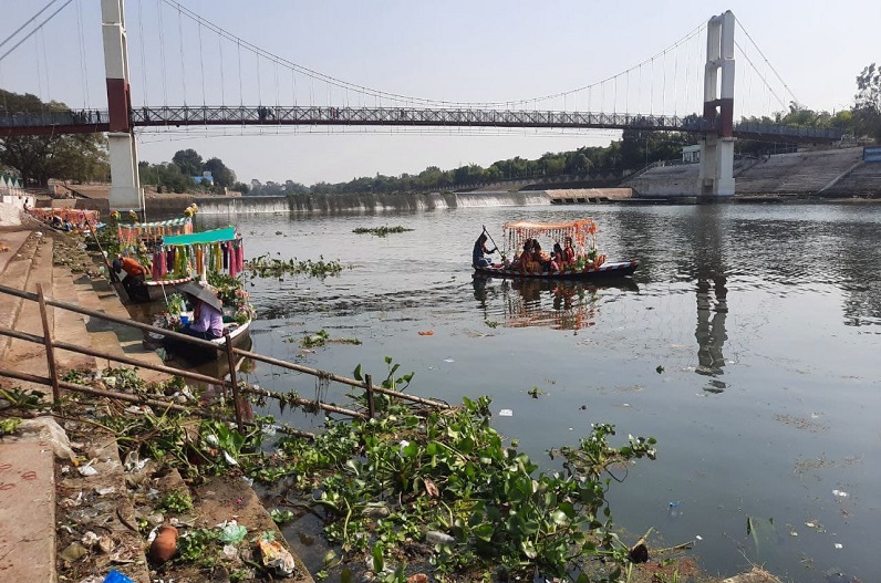 Kharoon river