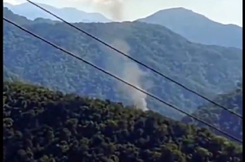 हेलीकॉप्टर दुर्घटना में अब तक 4 शव बरामद, क्रैश होने से पहले ATC को भेजा था आपात संदेश