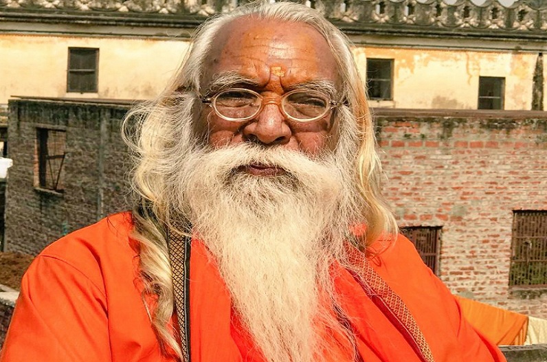 Ayodhya's chief priest heats up on 'Adi Purush'
