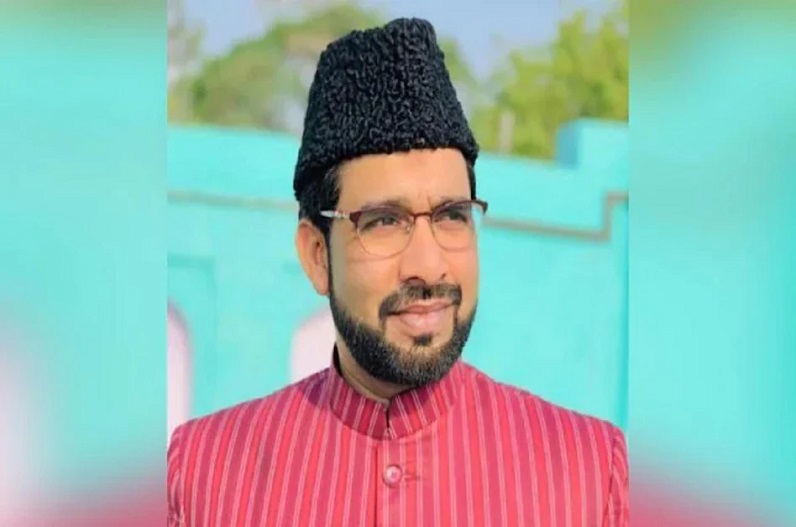 ‘हमारी 3 पत्नियां हैं लेकिन हिंदू…’ AIMIM के प्रदेश अध्यक्ष के बिगड़े बोल, सोशल मीडिया पर वीडियो वायरल