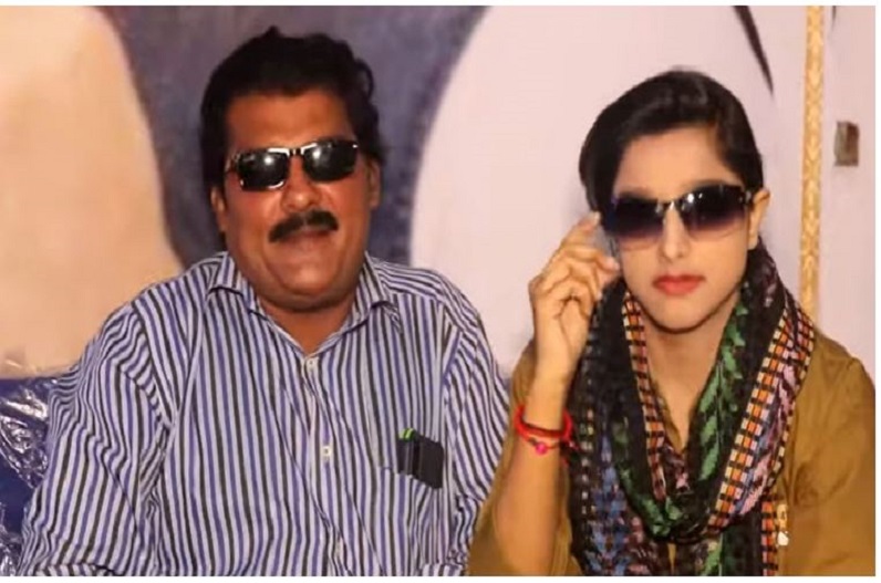 Student Teacher Love Story: 52 साल के टीचर के प्यार में पागल हुई 20 साल की खूबसूरत छात्रा, शादी के बाद कैसे कट रहीं हैं रातें-दिन..जानें