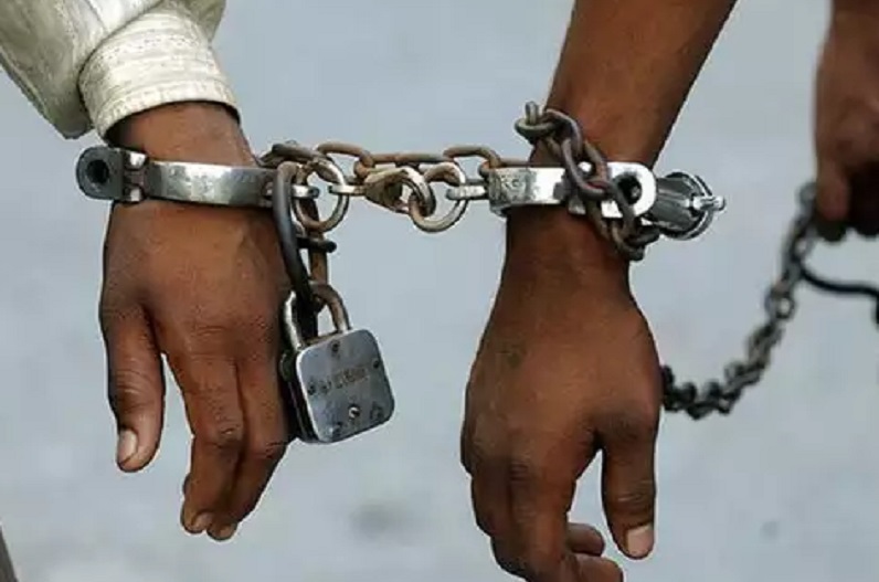 पुलिस ने शाहरुख को किया गिरफ्तार