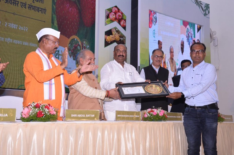 Union Agriculture Minister honored