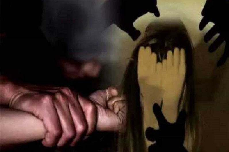 Gang rape with minor girl student Moradabad