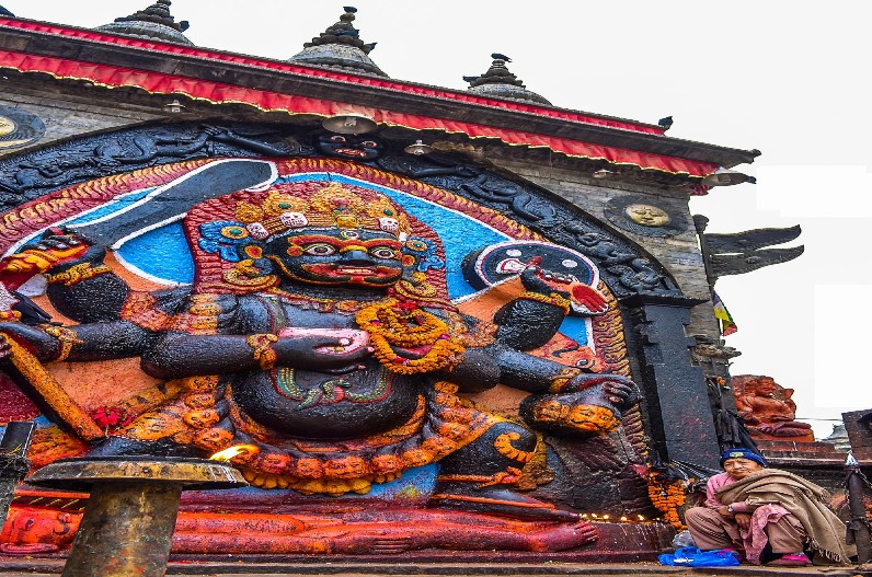 काल भैरव जयंती पर पूजन का शुभ मुहूर्त, भूलकर भी न करें ऐसे काम, नहीं तो इन राशियों पर पड़ सकता है बुरा प्रभाव