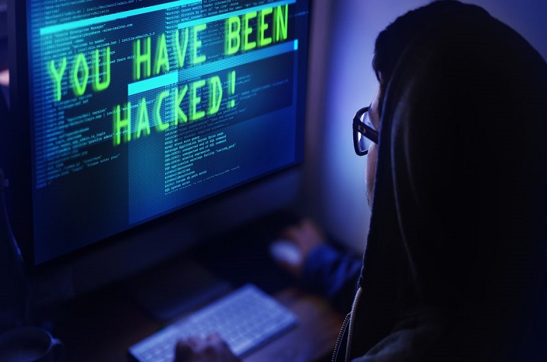 Cyber Frauds ने लोगों को लूटने का निकाला नया तरीका, बिना OTP के अकाउंट से पार किए 50 लाख रुपये