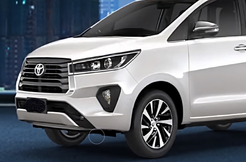 अब नहीं खरीद पाएंगे Toyota की सबसे पॉपलर SUV कार, कंपनी ने बंद कर दिया बेचना