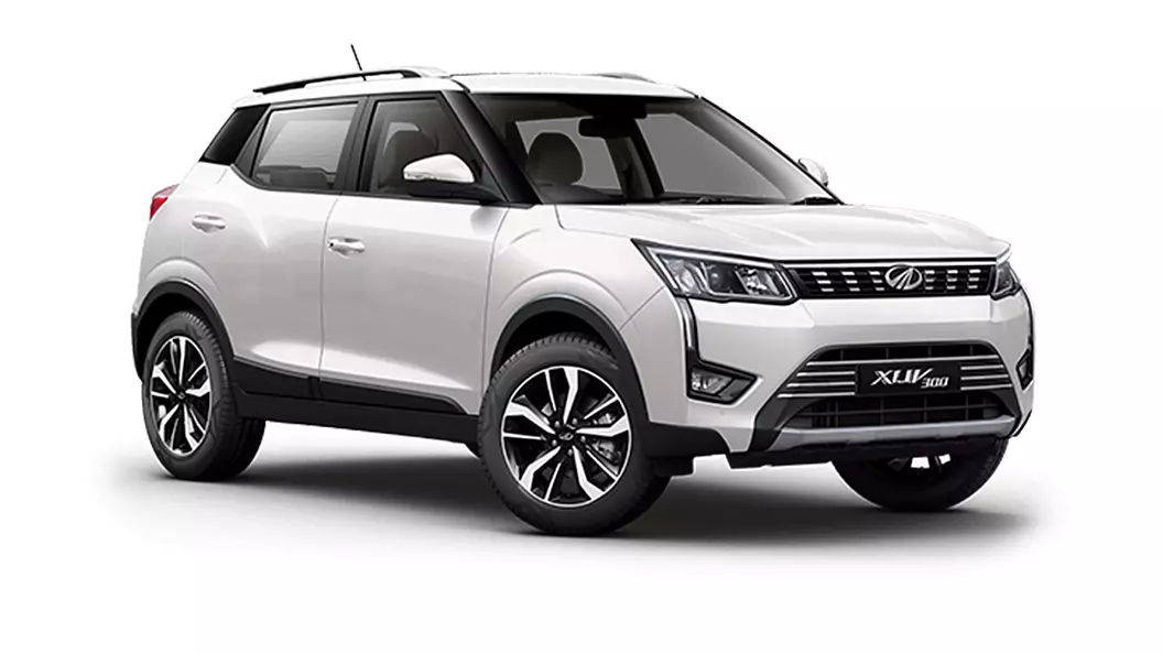 Mahindra XUV300: भारत की सबसे ज्यादा बिकने वाली कार की कंपनी है महिंद्रा (Mahindra)। इसी कंपनी से सब-कॉम्पैक्ट महिंद्रा एक्सयूवी300 (mahindra xuv300) वर्तमान में भारत की सबसे सेफेस्ट कार है। कुछ समय पहले NCAP क्रैश टेस्ट में पैसेंजर सीट की सेफ्टी के लिए 5-स्टार रेटिंग मिली थी।