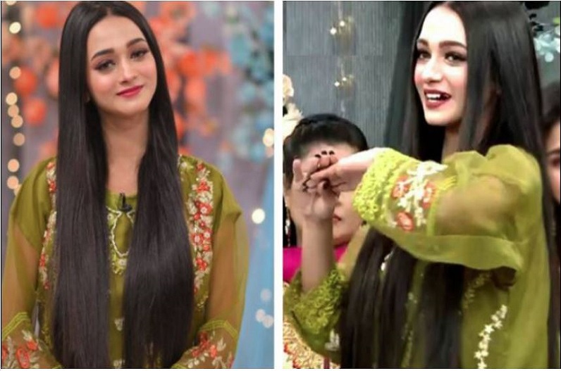 Pakistani Girl Ayesha's Haryanvi Dance