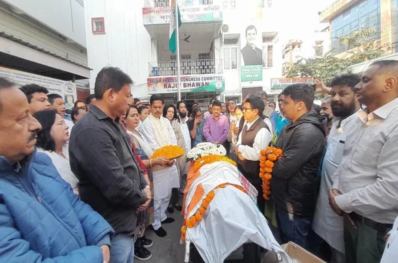 Assam Congress leader commits suicide